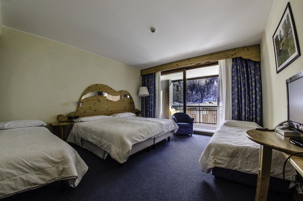 Hotel Rive - Complesso Turistico Campo Smith Bardonecchia Ngoại thất bức ảnh